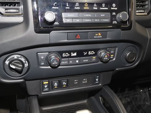 Used 2022 Nissan Frontier PRO-4X w/ Pro-4X Premium Package AWD/4WD image 30