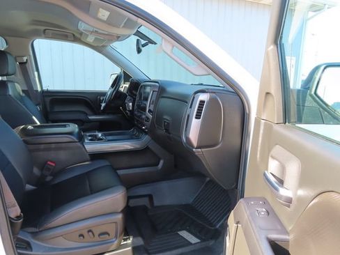 Used 2016 GMC Sierra 1500 SLT w/ All Terrain X Package AWD/4WD image 22