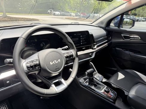 Certified 2023 Kia Sportage EX FWD image 12