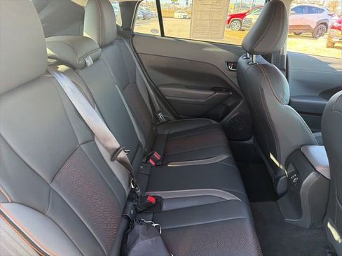 Used 2025 Subaru Crosstrek 2.5i Limited w/ Crosstrek Mirror Package image 16