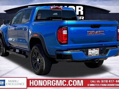 Used 2023 GMC Canyon Elevation w/ Elevation Premium Package AWD/4WD image 4