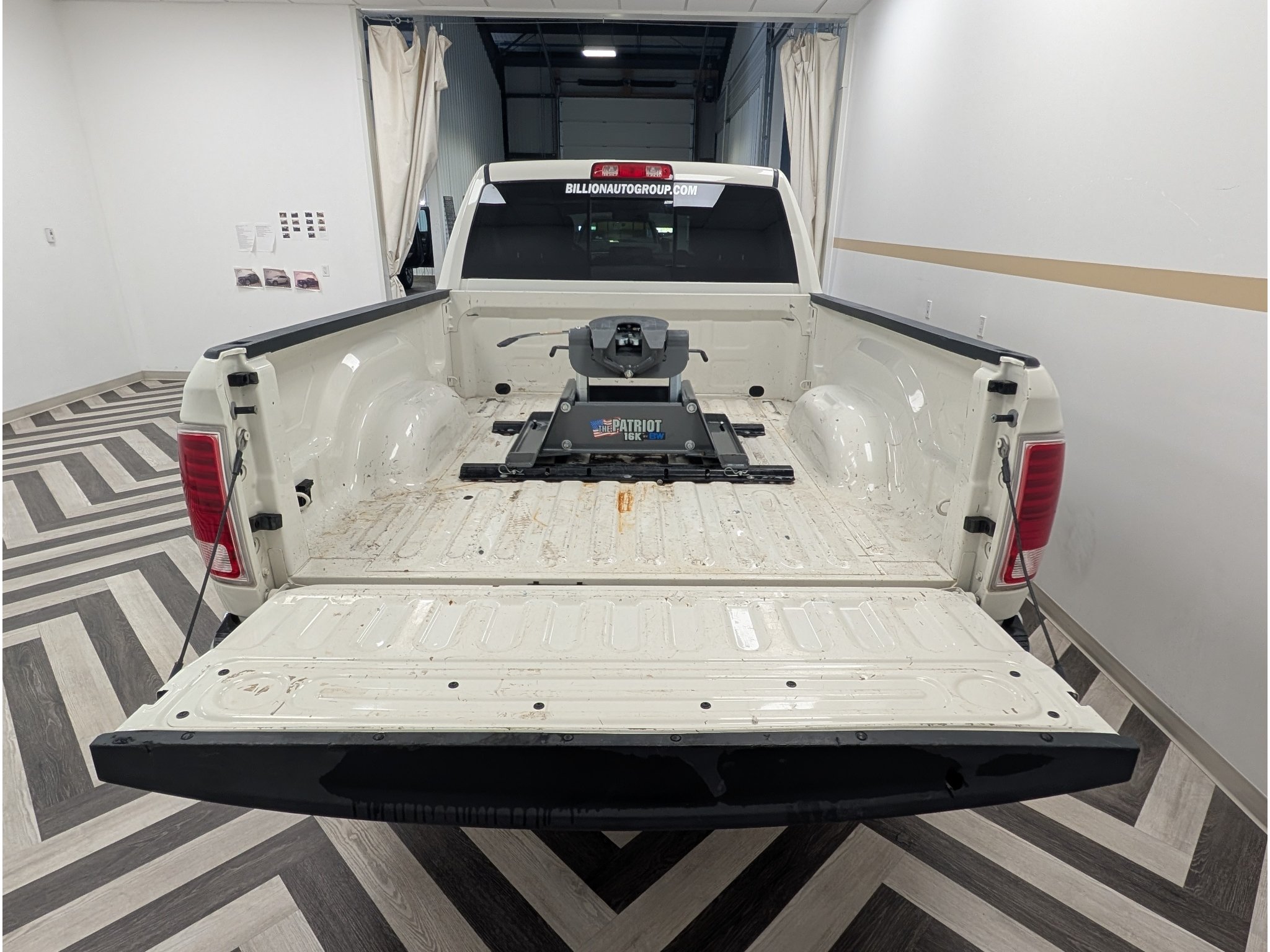 Used 2017 RAM 3500 Laramie AWD/4WD image 25
