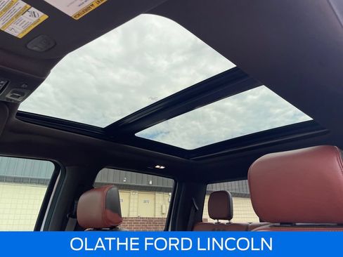 Certified 2019 Ford F250 King Ranch w/ King Ranch Ultimate Package AWD/4WD image 22