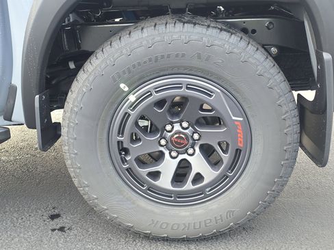 New 2026 Nissan Frontier PRO-4X w/ Pro-4x Convenience Package image 10