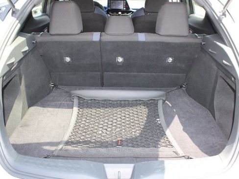 Used 2020 Toyota C-HR XLE FWD image 7