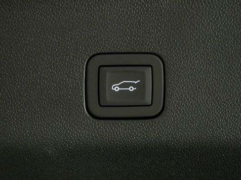 New 2026 Chevrolet Tahoe LT image 33