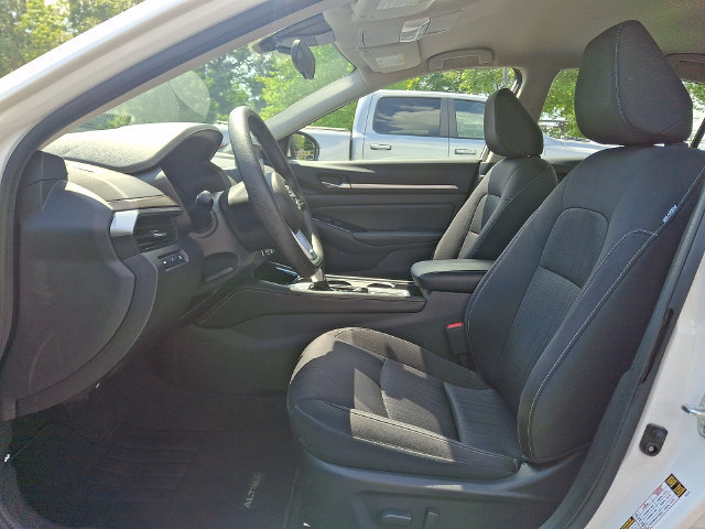 Used 2023 Nissan Altima 2.5 SV AWD/4WD image 14