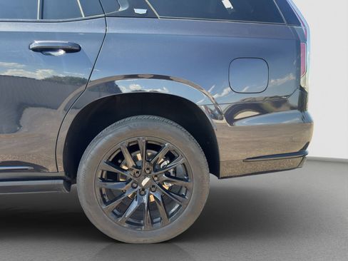 Used 2024 Cadillac Escalade Sport Platinum w/ LPO, ONYX Package AWD/4WD image 22