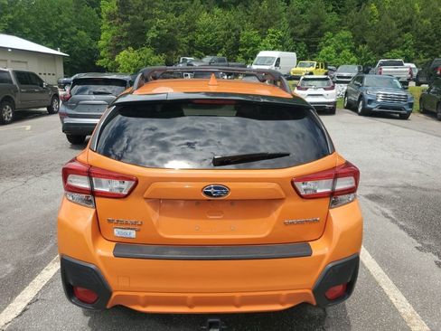 Used 2019 Subaru Crosstrek 2.0i Premium AWD/4WD image 8