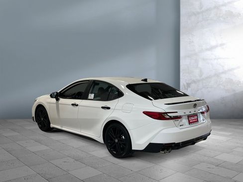 New 2026 Toyota Camry Hybrid image 4