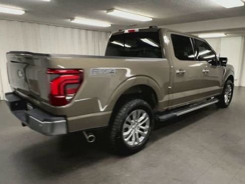 Used 2025 Ford F150 Lariat w/ Equipment Group 501A Mid image 8