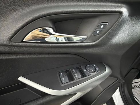 Certified 2025 Chevrolet Trax RS w/ Driver Confidence Package image 26