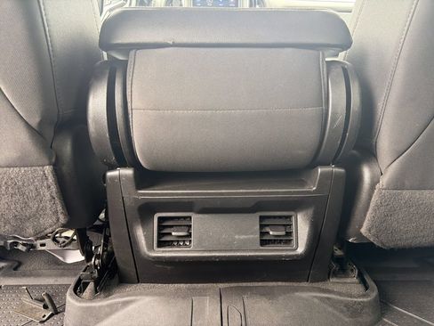 Used 2022 Chevrolet Silverado 2500 LT AWD/4WD image 22