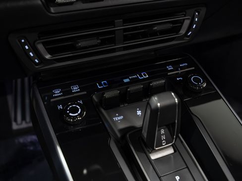 Used 2024 Porsche 911 Turbo S image 60