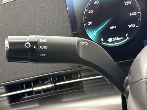 Used 2026 Hyundai Kona Limited AWD/4WD image 26