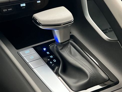 New 2026 Hyundai Elantra SE FWD image 21