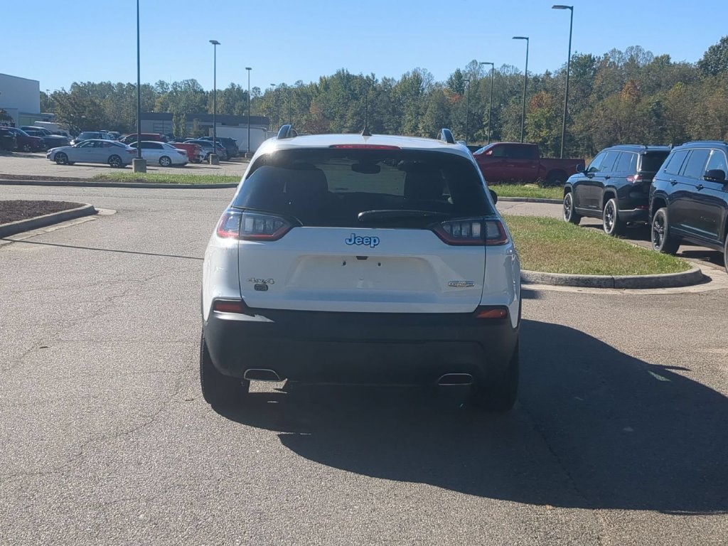 Certified 2022 Jeep Cherokee Latitude Lux AWD/4WD image 4