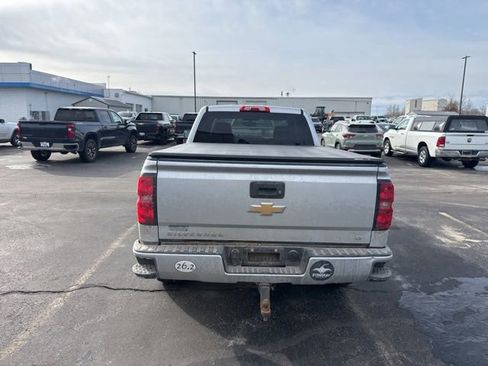 Used 2016 Chevrolet Silverado 1500 LT w/ LT Convenience Package image 4