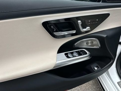 Certified 2024 Mercedes-Benz E 350 4MATIC Sedan image 15