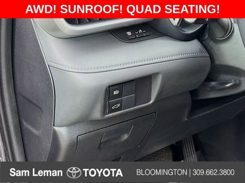 Used 2022 Toyota Highlander XSE image 10