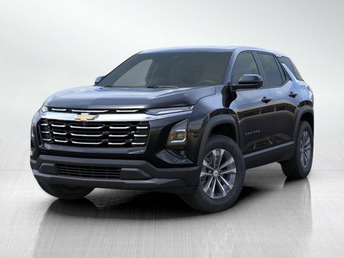 New 2026 Chevrolet Equinox LT w/ Convenience Package II AWD/4WD image 9