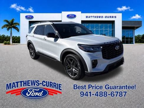New 2026 Ford Explorer ST-Line w/ ST-Line Street Pack AWD/4WD image 1