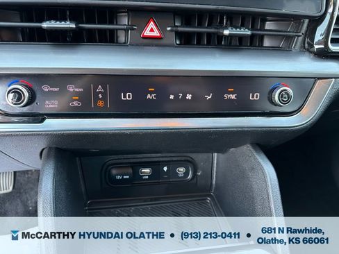 Used 2024 Kia Sportage EX FWD image 27