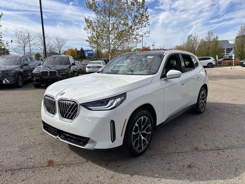 New 2026 BMW X3 xDrive30 w/ Premium Package AWD/4WD image 3