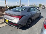 Used 2025 Hyundai Elantra Limited image 3