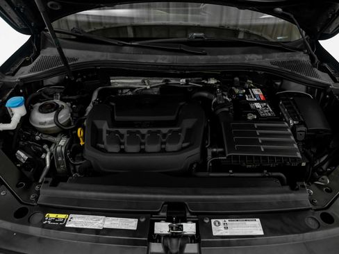 Used 2019 Volkswagen Tiguan SE AWD/4WD image 44