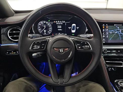 Used 2023 Bentley Flying Spur W12 image 8