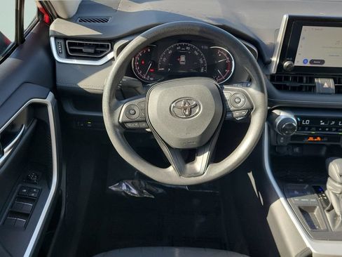 Used 2023 Toyota RAV4 XLE w/ Convenience Package FWD image 15