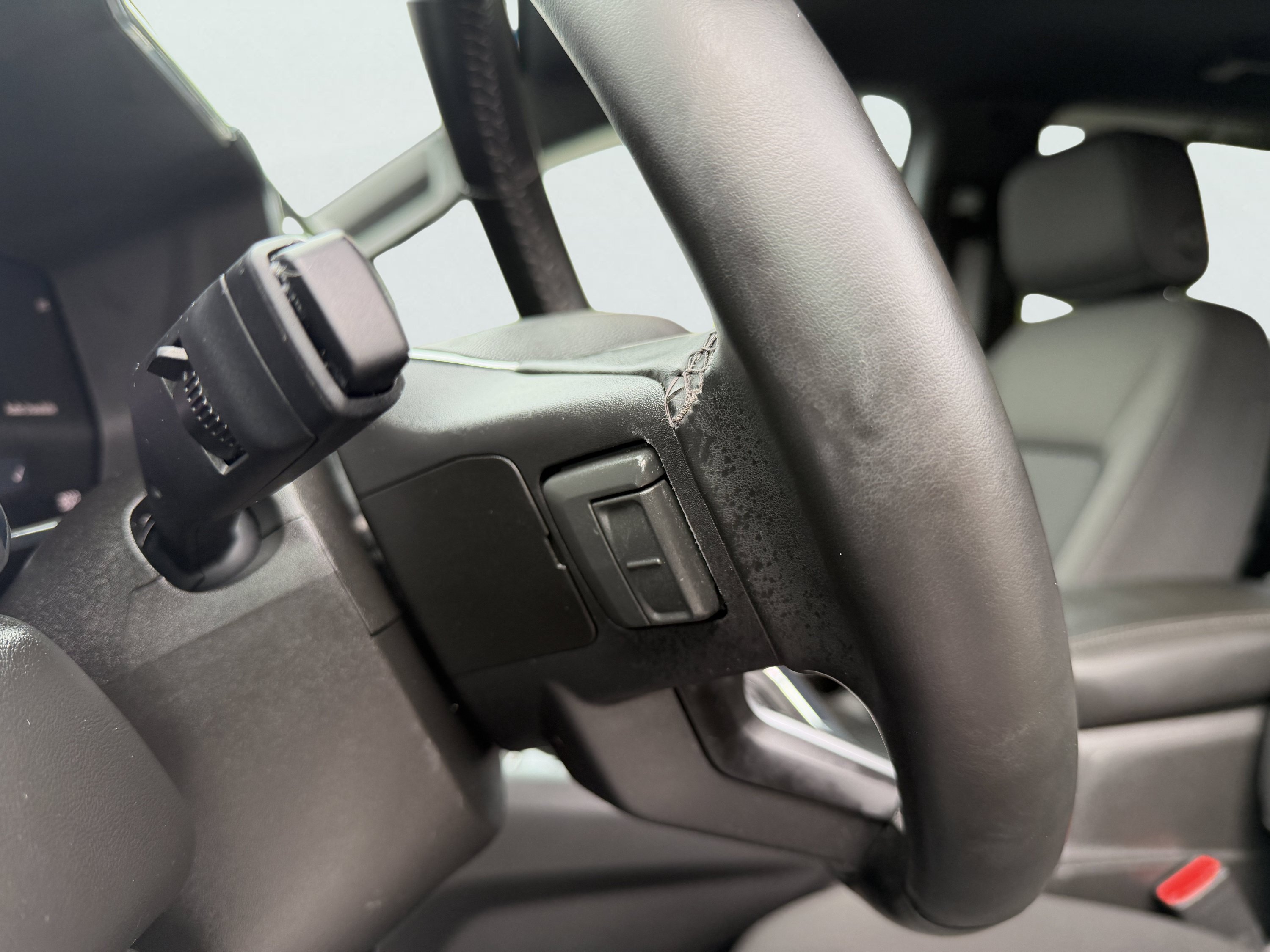 Used 2025 GMC Canyon Elevation w/ Convenience Package AWD/4WD image 28