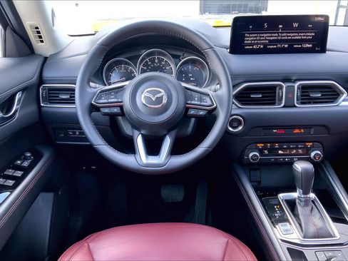 Used 2023 MAZDA CX-5 Carbon Edition image 5