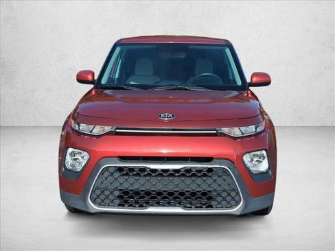 Used 2020 Kia Soul LX image 2