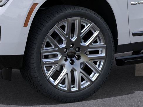 New 2026 GMC Yukon XL Denali Ultimate w/ LPO, Illumination Package AWD/4WD image 9