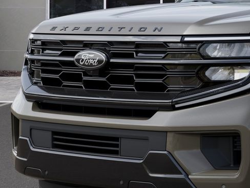 New 2027 Ford Expedition Max Platinum w/ Stealth Performance Package AWD/4WD image 17