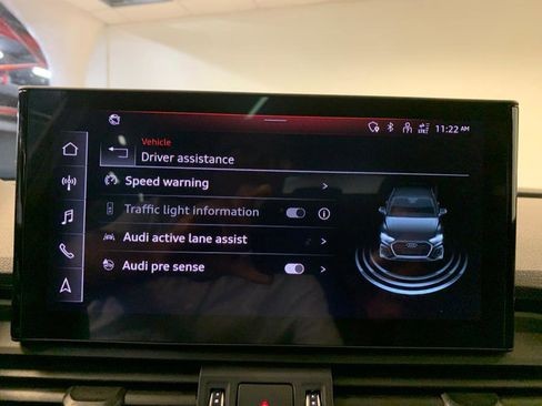 Used 2022 Audi SQ5 Premium Plus w/ Premium Plus Package image 31