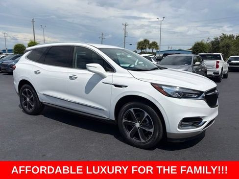Used 2021 Buick Enclave Essence w/ LPO, Touring Package FWD image 1