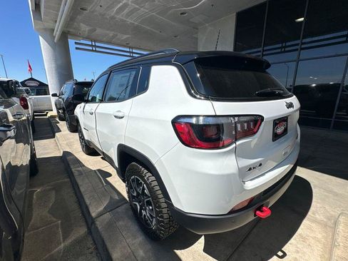 New 2026 Jeep Compass Trailhawk AWD/4WD image 7