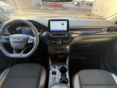 Used 2025 Ford Escape ST-Line FWD image 13
