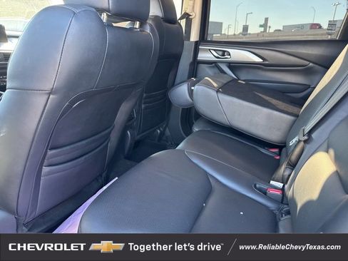 Used 2021 MAZDA CX-9 Touring image 16