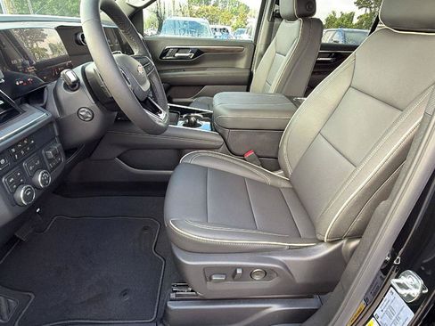 New 2026 Chevrolet Tahoe Premier AWD/4WD image 17