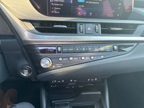 Used 2021 Lexus ES 350 w/ Premium Package FWD image 11