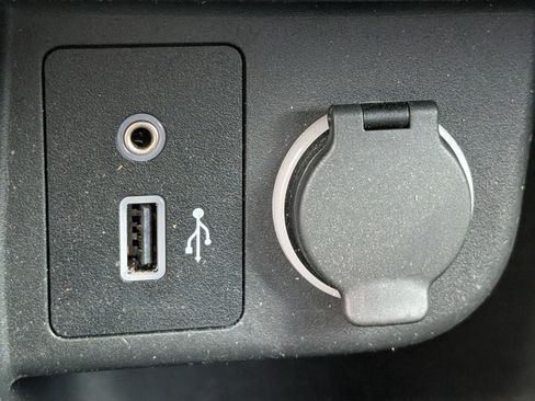 Used 2024 Nissan Kicks S FWD image 20