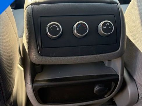 Used 2014 Chevrolet Traverse LT w/ All-Star Edition FWD image 29