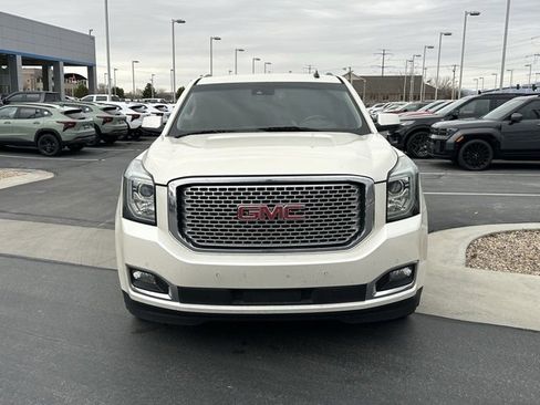 Used 2015 GMC Yukon XL SLT image 34