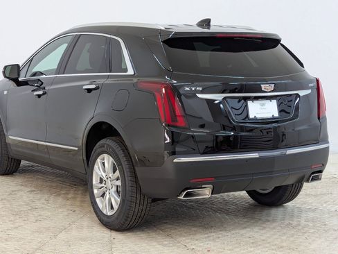 New 2026 Cadillac XT5 Luxury FWD image 3