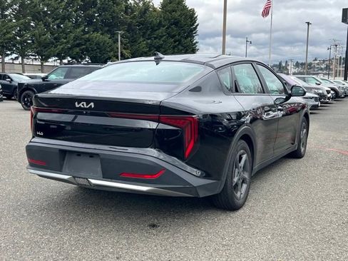 Certified 2025 Kia K4 LXS image 5