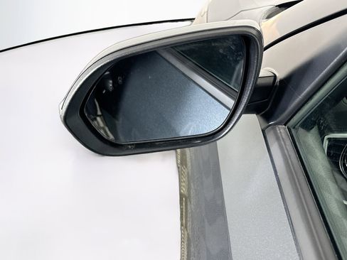 Used 2025 Kia Seltos S image 16